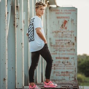 Meet your Posher, Miles